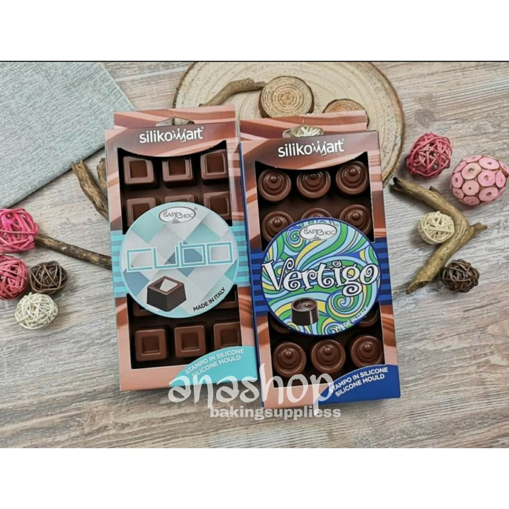 

Silikomart Easychoc Vertigo Silicone Mold/ Cetakan Coklat Vertigo