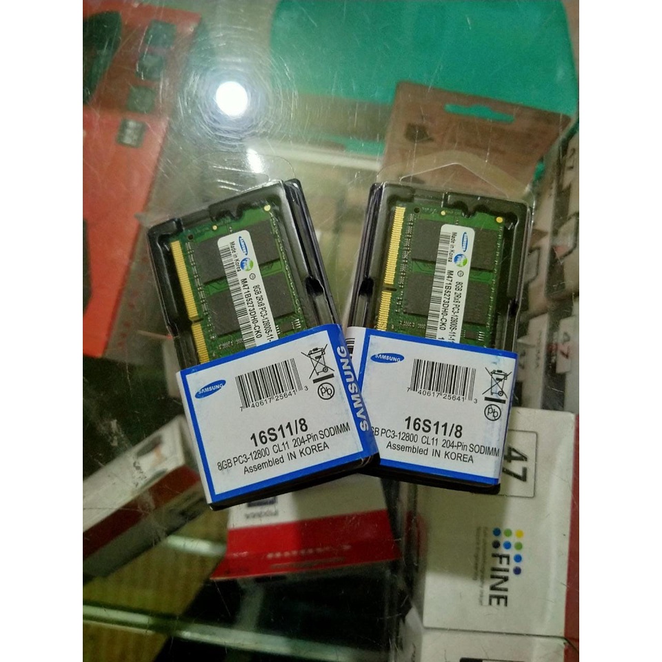 Memory Ram Laptop Sodimm Ddr3 8Gb Samsung PC12800 Standar Voltage
