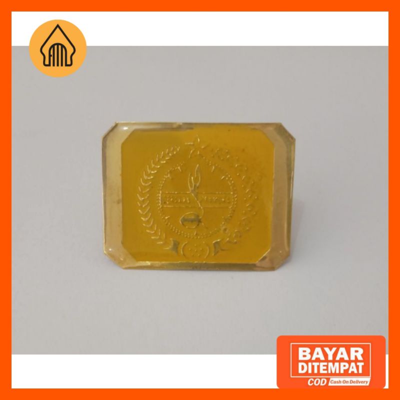 

Emblem topi baret pramuka penegak warna kuning