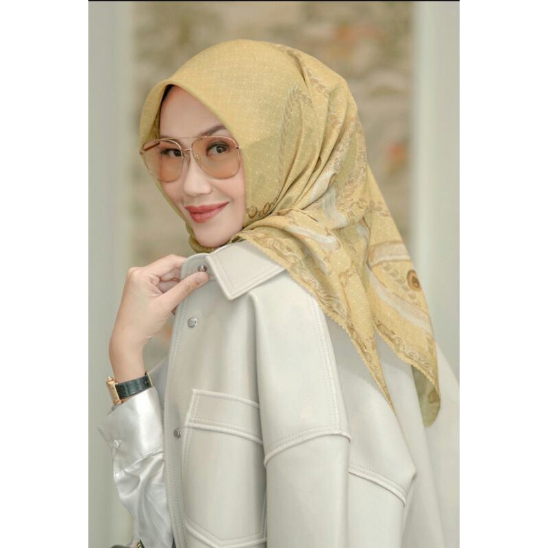 BUTTONSCARVES CHAIN REBORN CORN