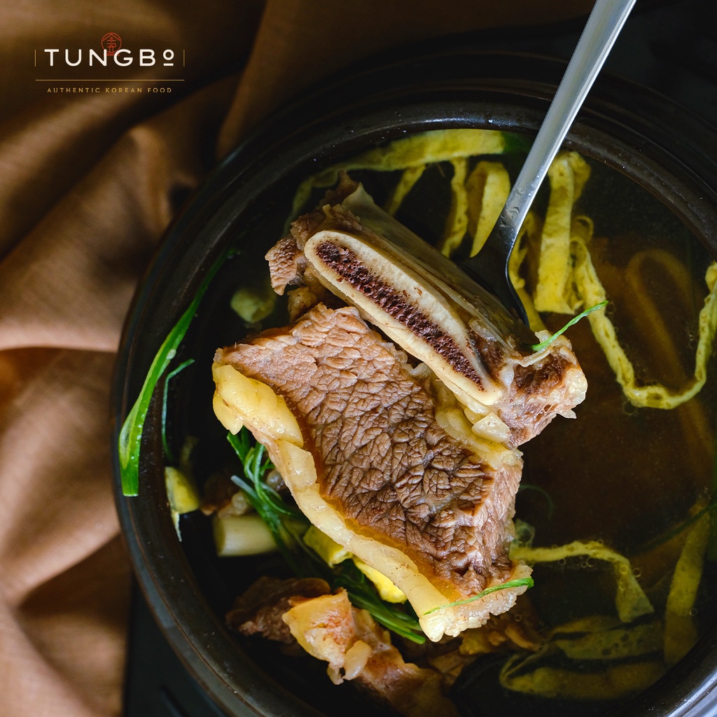 

Galbi Tang | Korean beef short ribs soup | 갈비탕