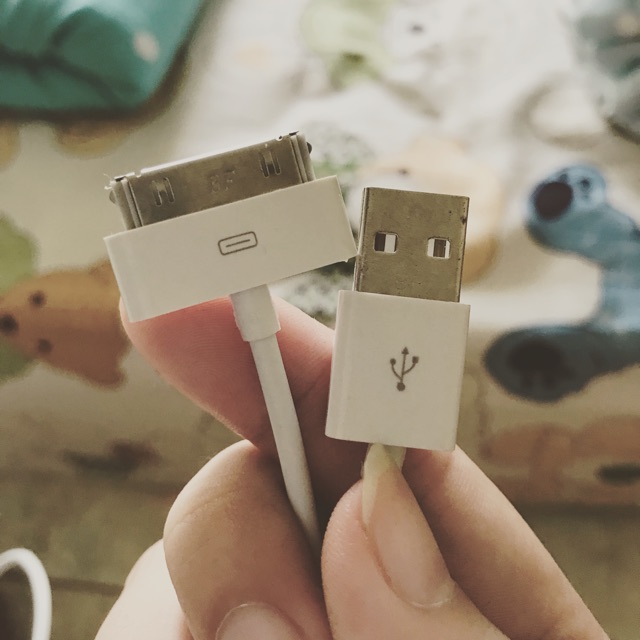 Kabel Charger Iphone 4 Length 1 meter