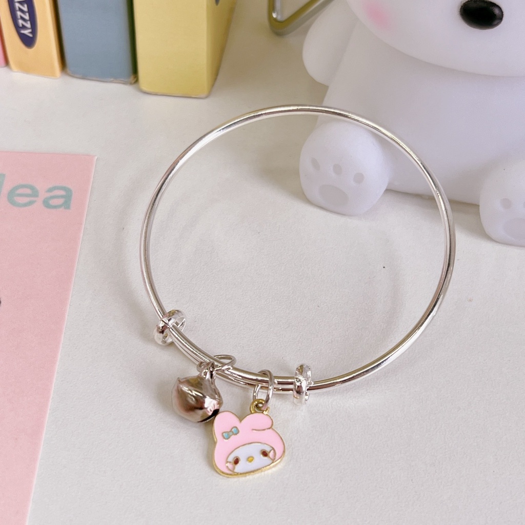 Gelang Bangle Alloy Lapis Silver Dengan Liontin Bentuk Anjing / Kelinci Untuk Wanita