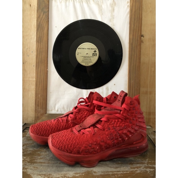 Nike Lebron 17 Red Carpet