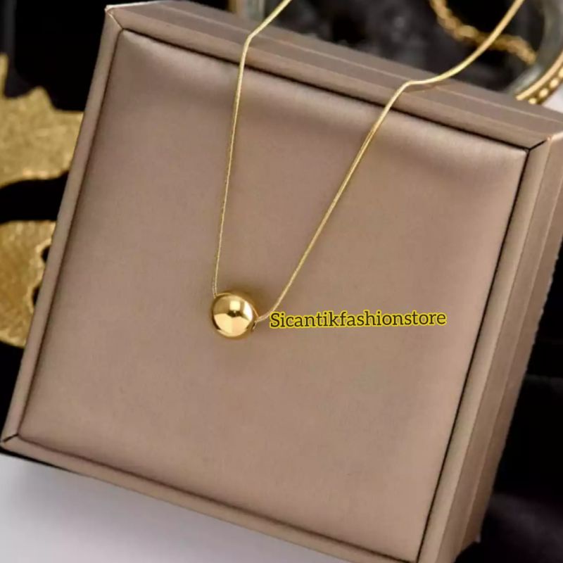 Kalung Titanium Gold Liontin Bulat Bola Pasir Fashion Wanita Terlaris Anti Karat Kalung Wanita Gold