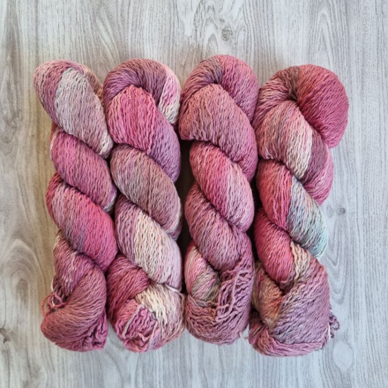 Benang Rajut Cotton Wavy Katun Ombre Hand Dyed - Crimson