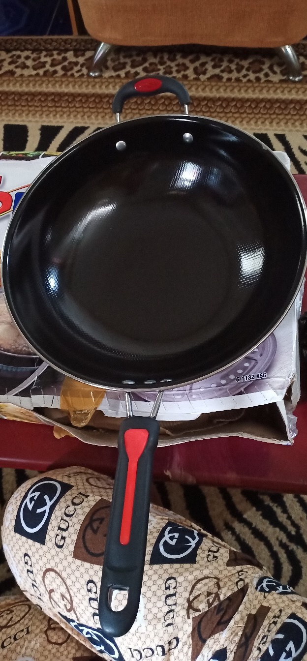 Panci Wajan Goreng Penggorengan Serbaguna Teflon Tutup Kaca Gsf 1032k / 1032 K Ukuran 32cm Dan 1132