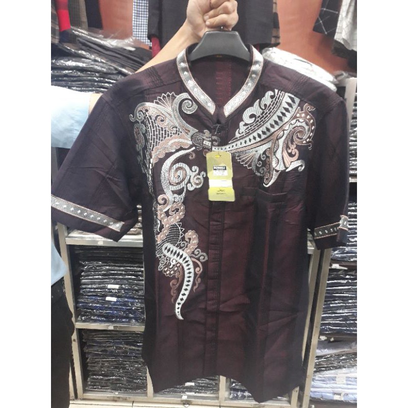 Baju Koko Benhill