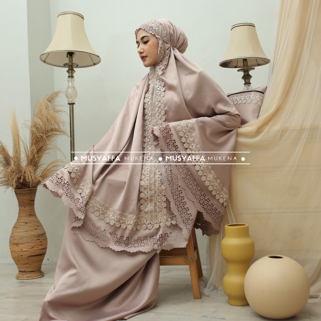 Mukena Dewasa Premium Shakilla Laser Cut Renda Mewah