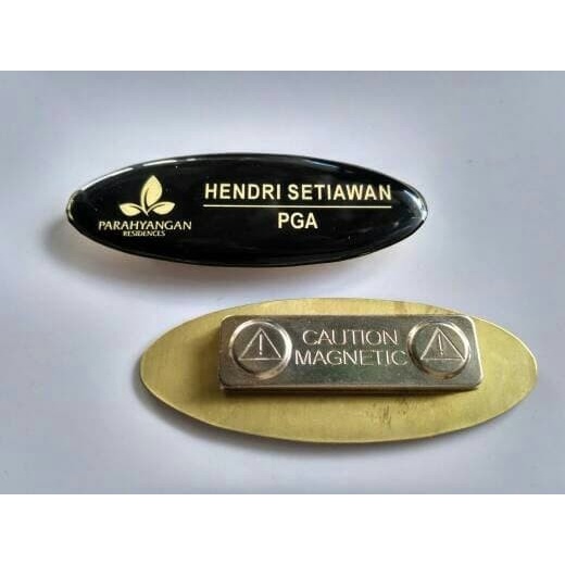 

Name tag kuningan resin magnet