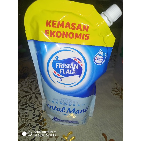 

Susu Frisian Flag pouch