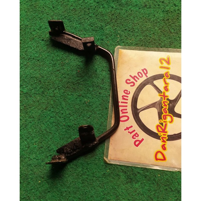 breket sayap bawah ke mesin honda supra x 100 fit lama original bekas