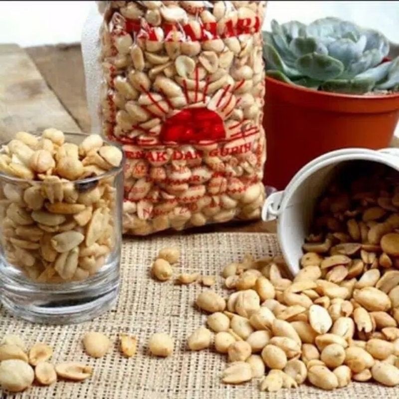 

Kacang Kapri Bali Cap Matahari Rasa Bawang Putih 500 gram Oleh-Oleh Khas Bali