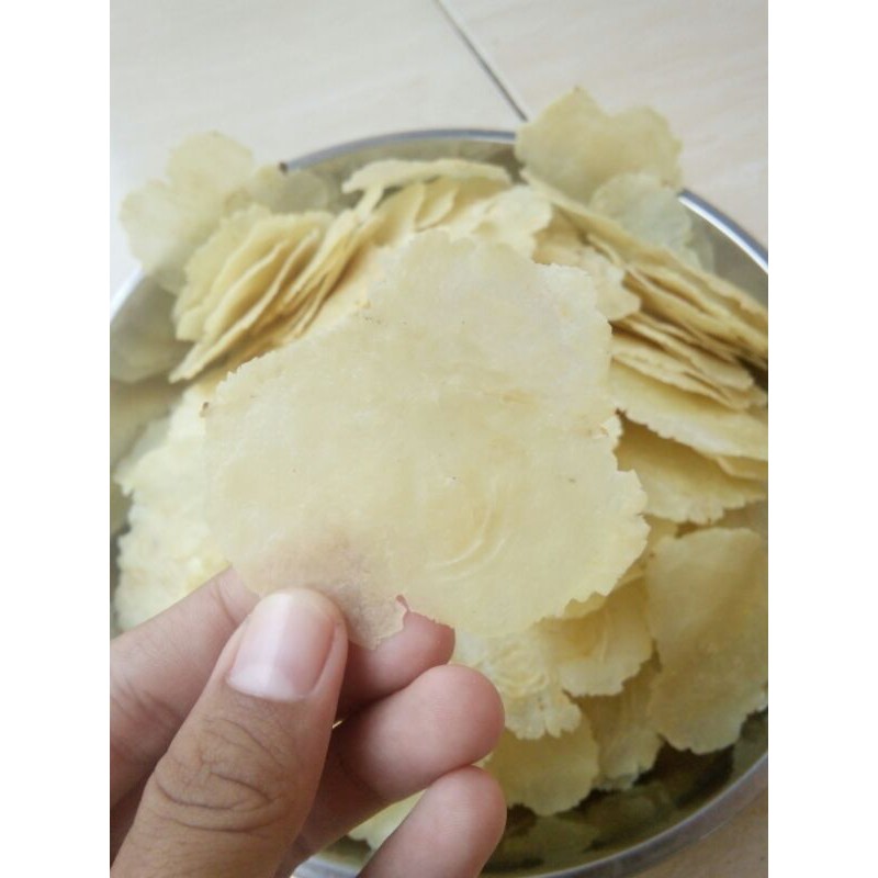 

EMPING 3 MELINJO BANTEN