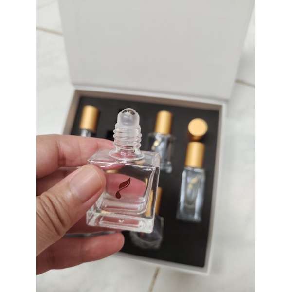 Botol oil kaca roll on