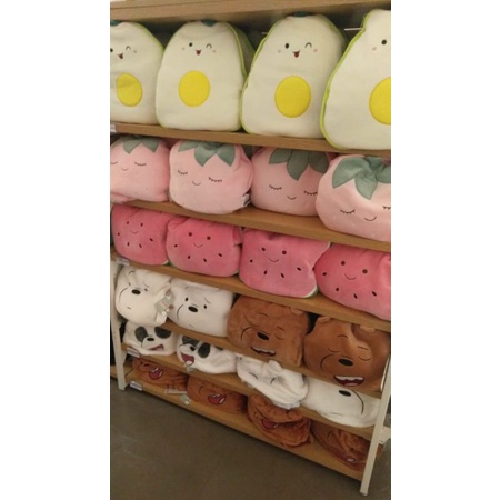 MINISO BALMUT( BANTAL SELIMUT)