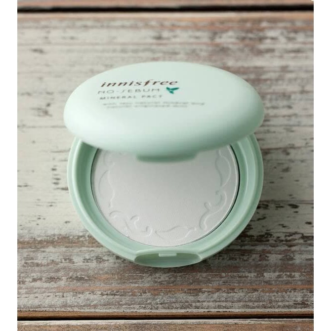 

INNISFREE NO SEBUM MINERAL PACT