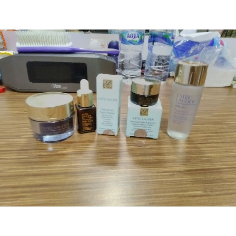 Preloved Trial kit Estee Lauder