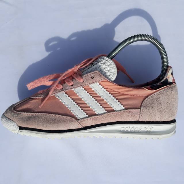 Adidas superlight 72