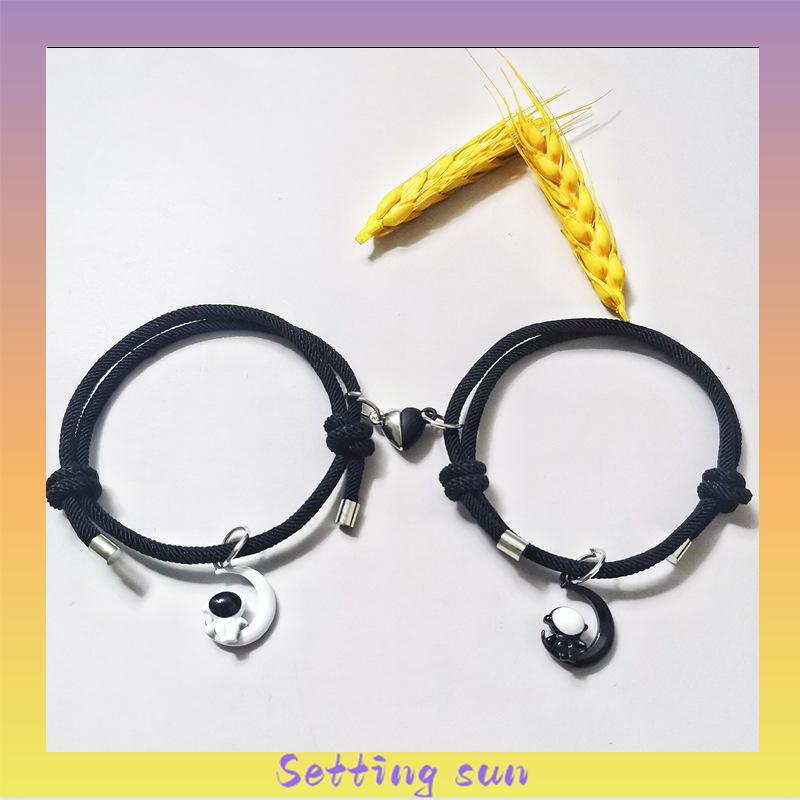 2Pcs Gelang Magnetik Pasangan Astronaut Uniseks Bintang Hadiah Perhiasan Fashion TN