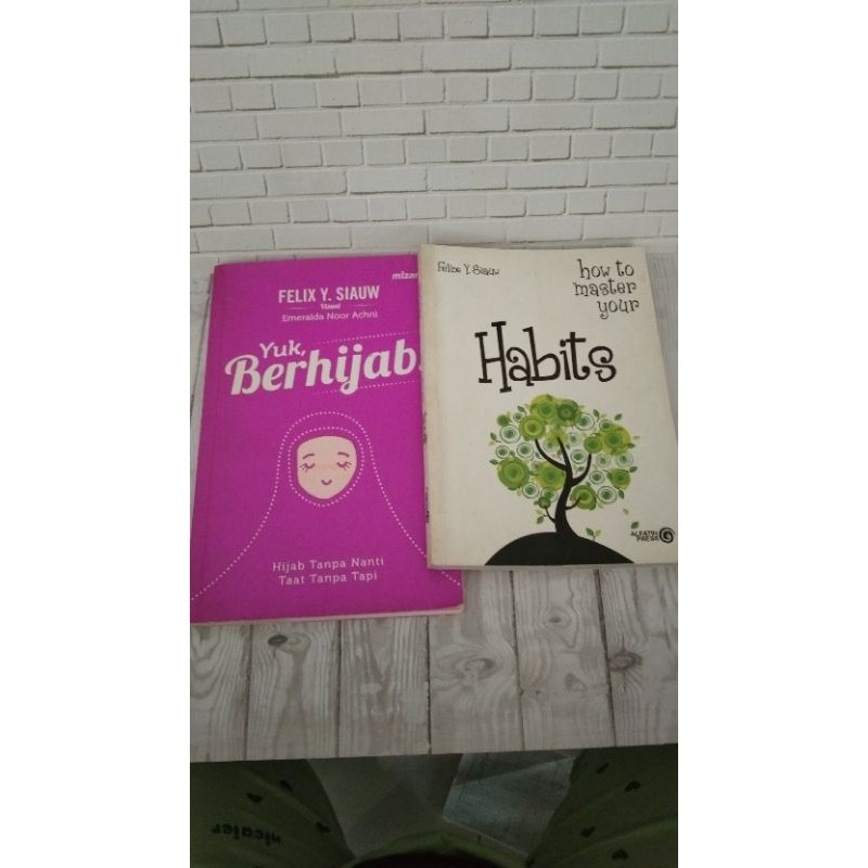 YUKBERHIJAB DAN HABITS paket buku ustd Felix Siaw