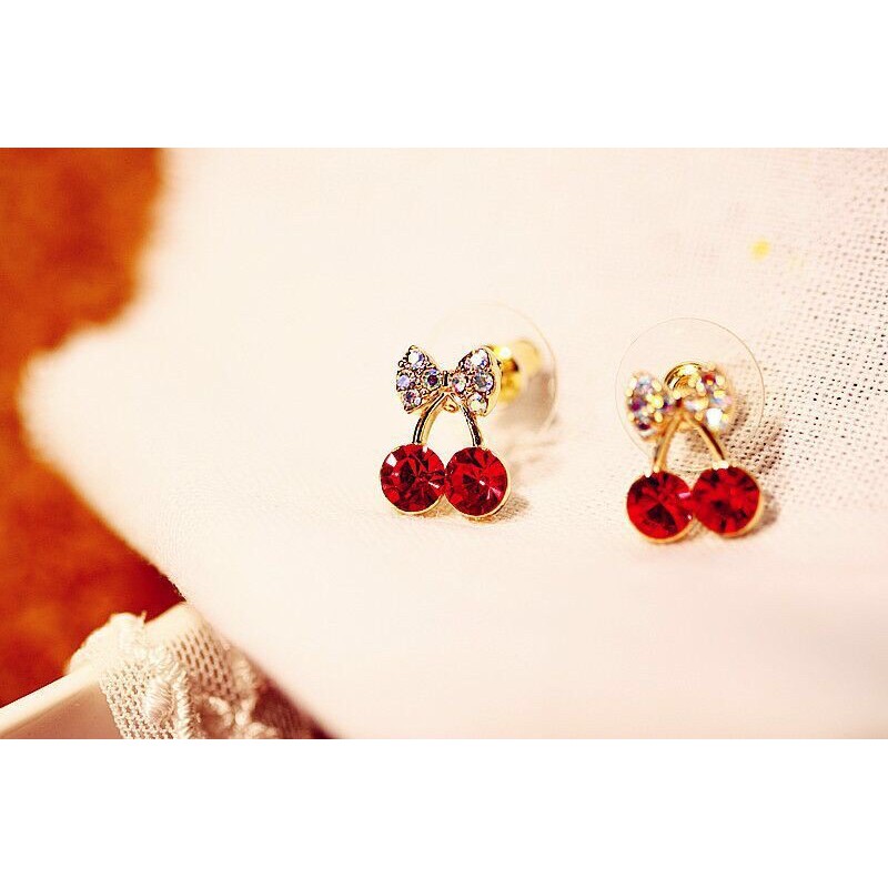 Anting wanita model jepang korea terbaru bentuk red cherry bagus cocok untuk pesta dan hadiah ultah