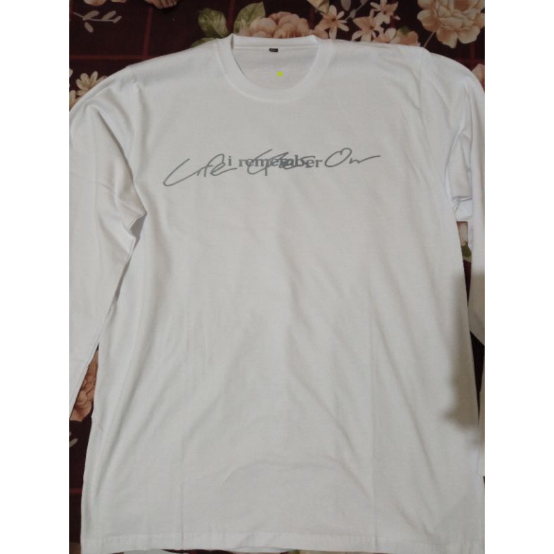 Kaos lgn panjang Bangtan LIFE Goes On Silver Free Foto