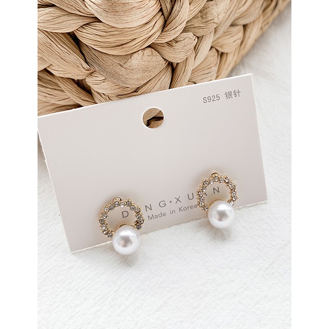 LRC Anting Tusuk Fashion Main Color S925 Silver Needle Circle Imitation Pearl Full Diamon F75353