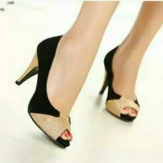 Heels hitam grd 7cm