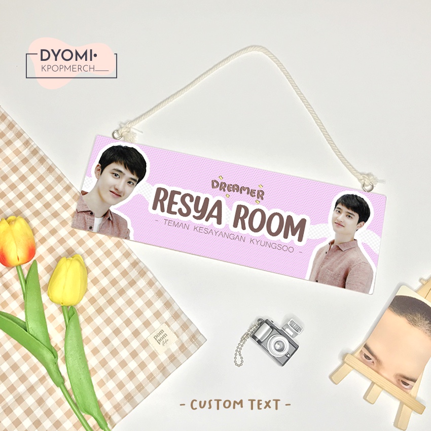 GANTUNGAN POSTER KAYU EXO SIGN PINTU KPOP, HIASAN DINDING KPOP, DEKORASI RUANGAN KPOP, KADO KPOP EXO