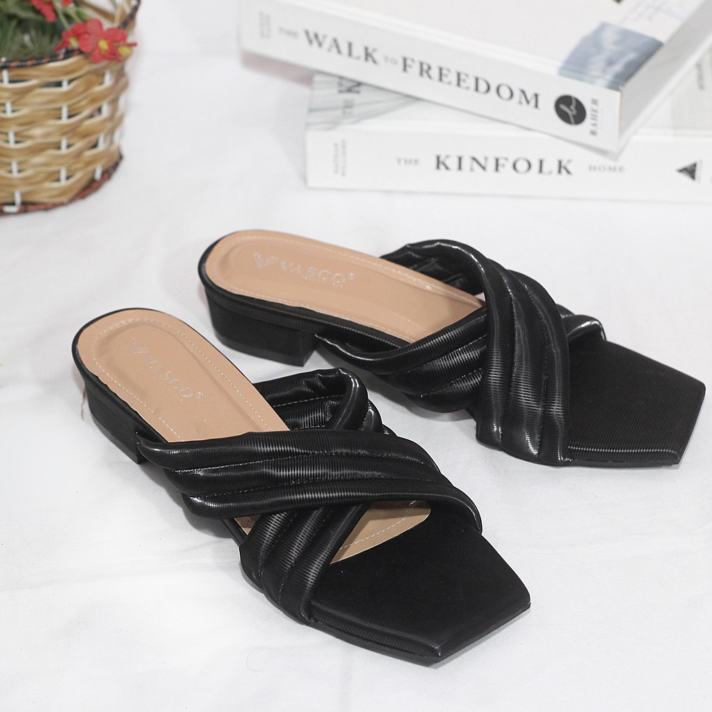 Milicca Sandal Heels Hak Tahu Kokop Silang 3 cm Kekinian Kasual Dewasa Wanita Terbaru Adita