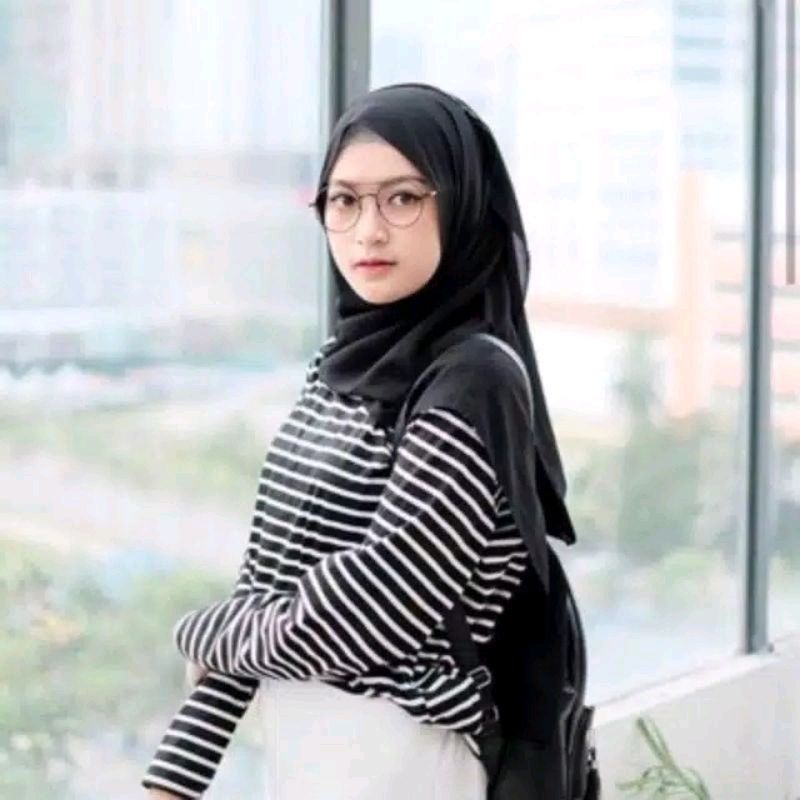 Kaos Lengan Panjang Salur Hitam Putih / Kaos Stripe Wanita Lengan Panjang