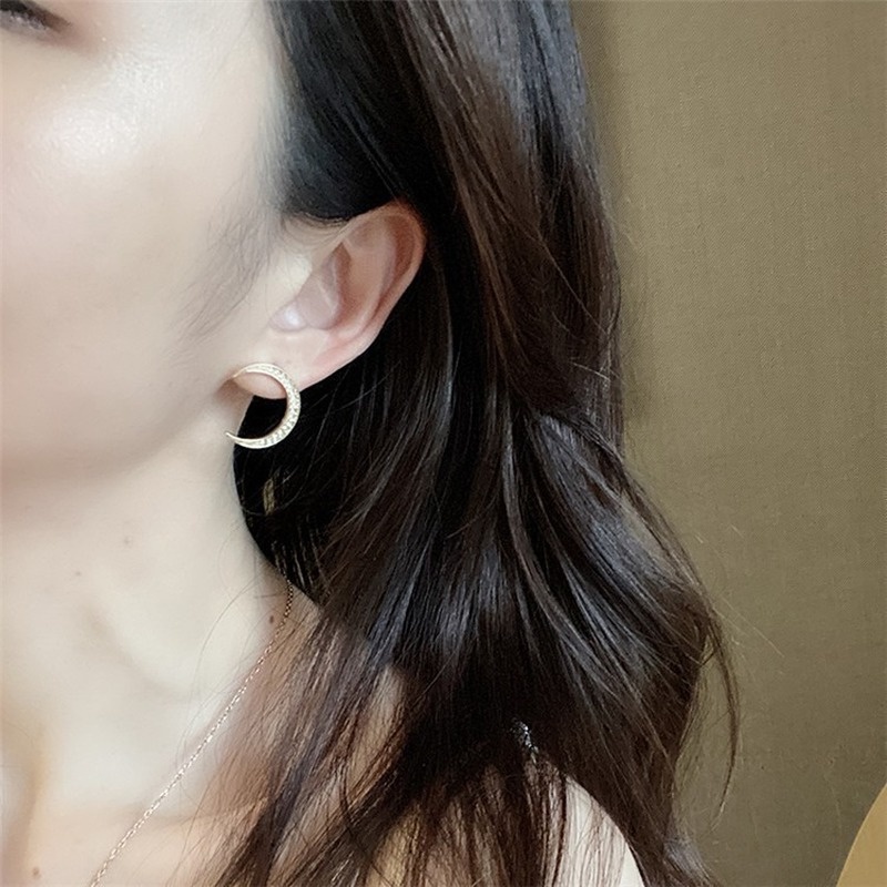 Asymmetric Xingyue Fashion New Design Sense Individuality Temperament Simple Earrings