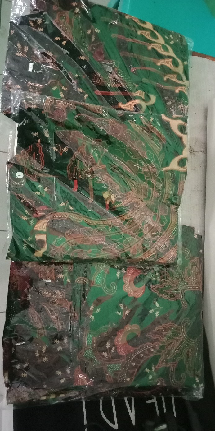 Batik Couple Keluarga Sania Ruffle Ori Ndoro Kupu Coklat Dan Kupu Kuning