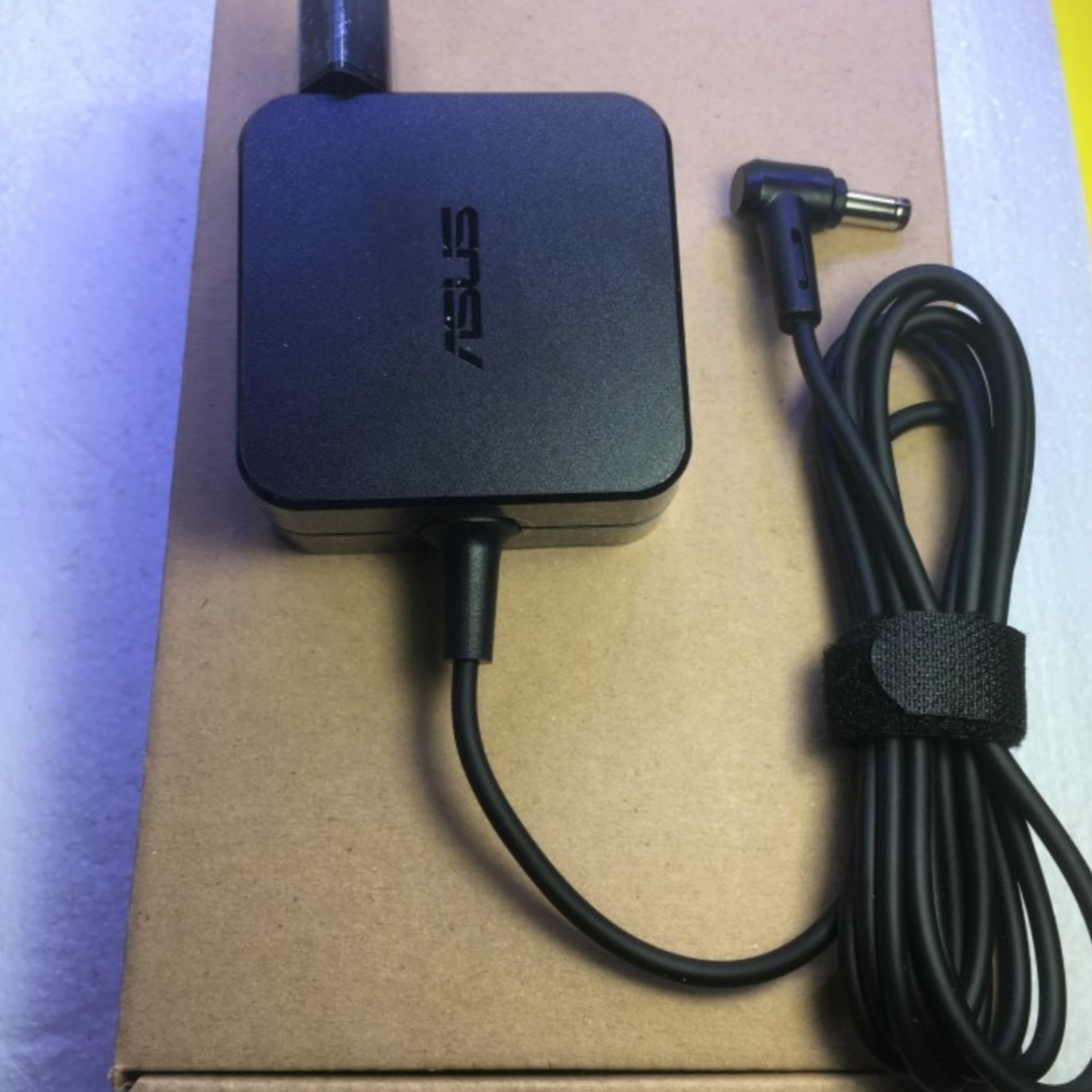 Adaptor charger laptop asus Asus X540S X540L X540LA UX360 UX305 X541 F553M S4000U S4200U19V 2.37A 45W 4.0X1.35Mm AC