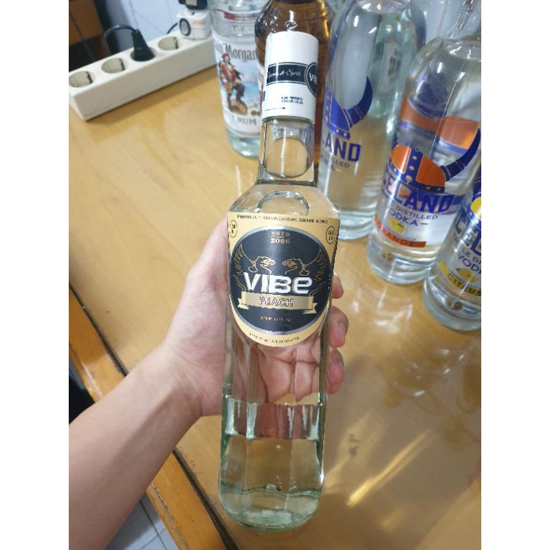 vibe premium peach 700 ml