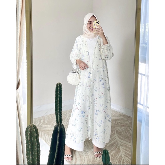 Aira outer by Himels