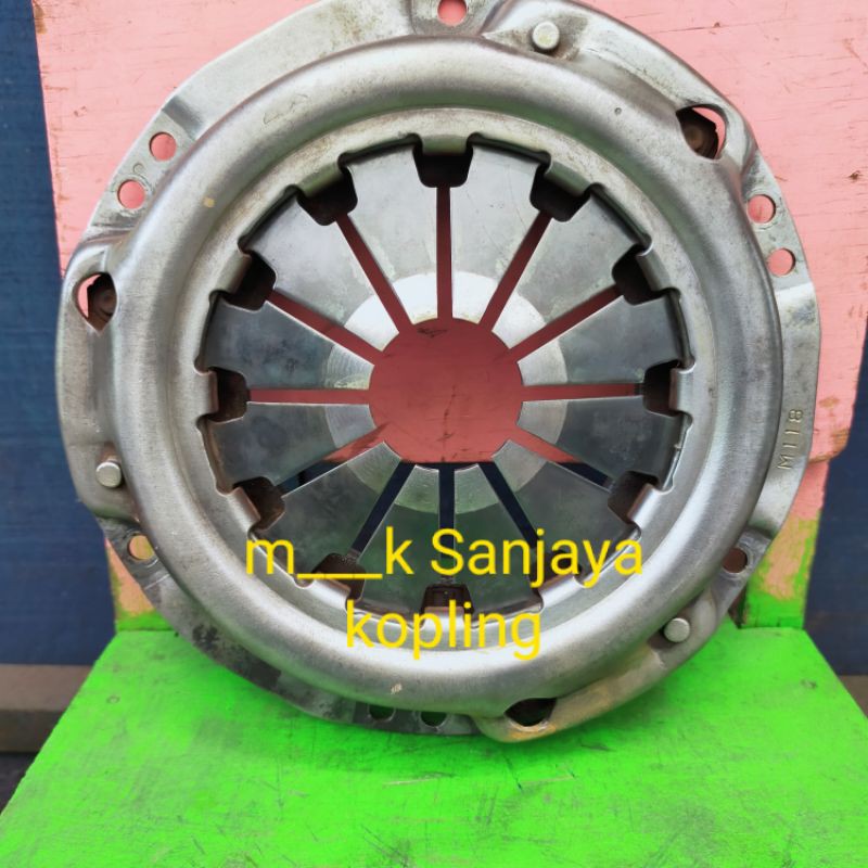 dekrup Suzuki esteem 1,3 / amenity