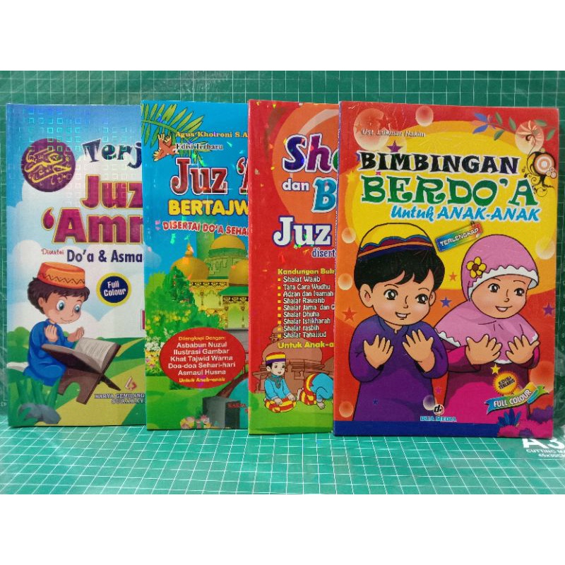 buku panduan anak-anak Islam warna.