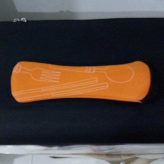 Sendok Garpu Sumpit Travel Set + Pouch