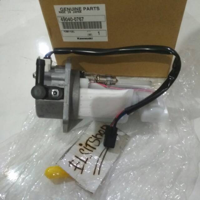 PUMP FUEL KLX250S