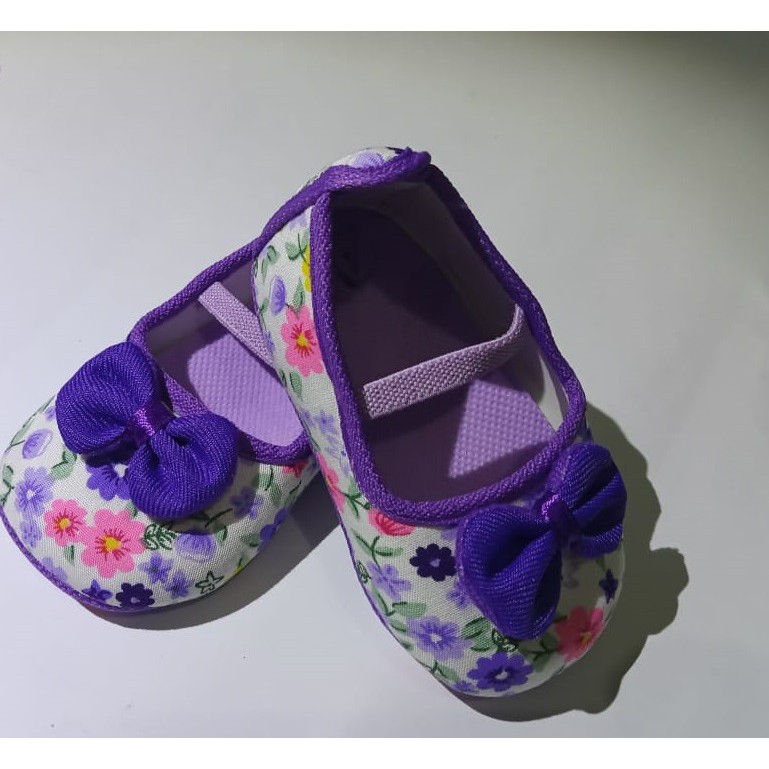 Sepatu Bayi prewalker Sepatu bayi Baru Lahir Usia 1 sampai 12 bulan Warna Random Fita Depan