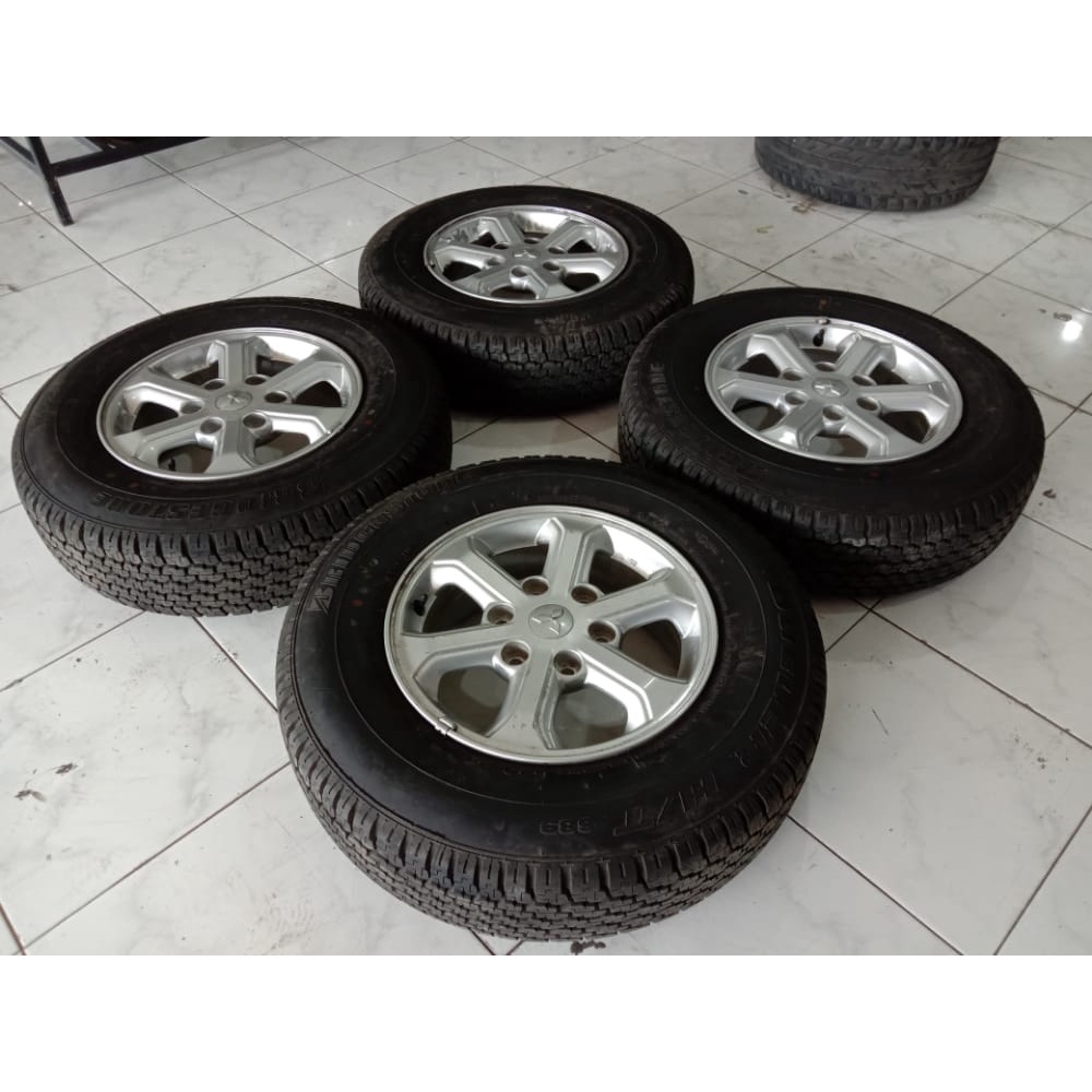 Pelek Bekas Standar TRITON R16X6,5 6X139,7 BAN 205 80 R16