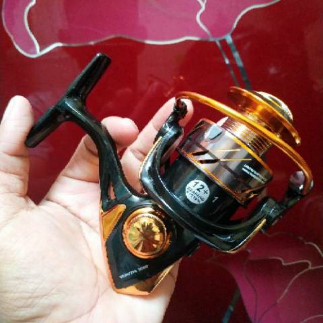 Reel Vezel Venuzia 2000 3000 6000 (12+1 BB) Sudah Power Handle. HARGA PROMO
