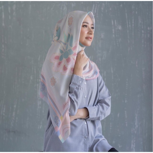 HALLA Scarf BLUSH GREY Premium Hijab Heaven Lights HL