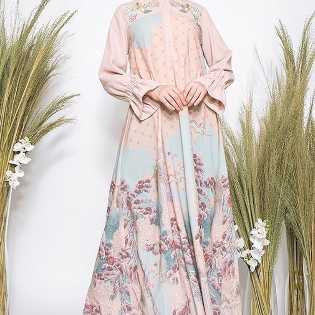 Neisha Dress Ria Miranda