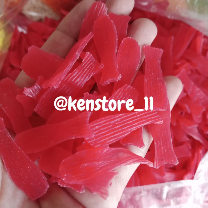 

Kerupuk Bentuk Ikan Super / Kerupuk ikan / Kerupuk mentah [250gr]
