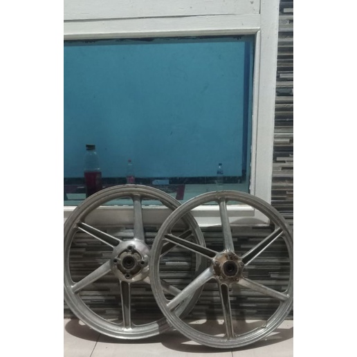 Velg Lepasan Sonic 125 thailand cbu