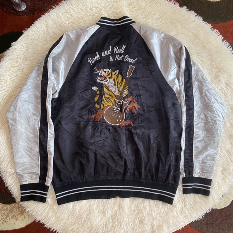 Sukajan Tora Rock and Roll Sukajan Second Sukajan Bekas Sukajan fashion sukajan cewek sukajan wanita