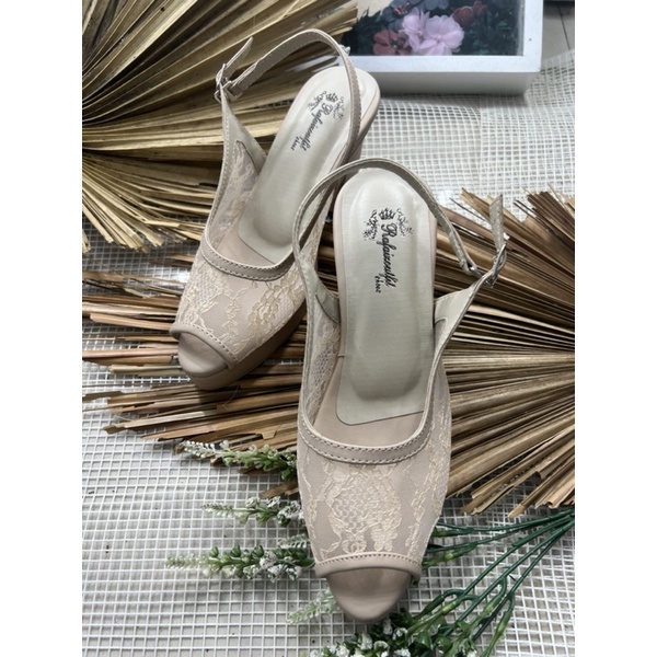 sepatu Rafaizoutfit sepatu wnaita Emily cream tinggi 9cm tahu